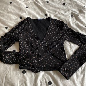 Floral tie wrap brandy Melville top